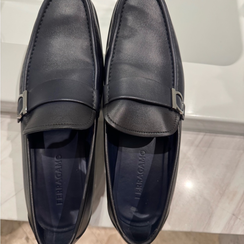 Salvatore Ferragamo Men's NAVY Loafers